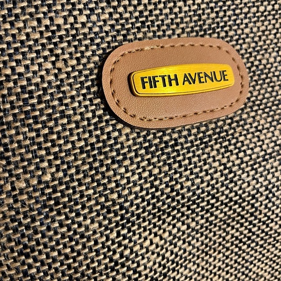 Vintage Fifth Avenue clutch ~ boho - Picture 3 of 6